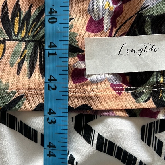 🆕 listing! Versatile Nina Parker floral set (top only) - Picture 5 of 7
